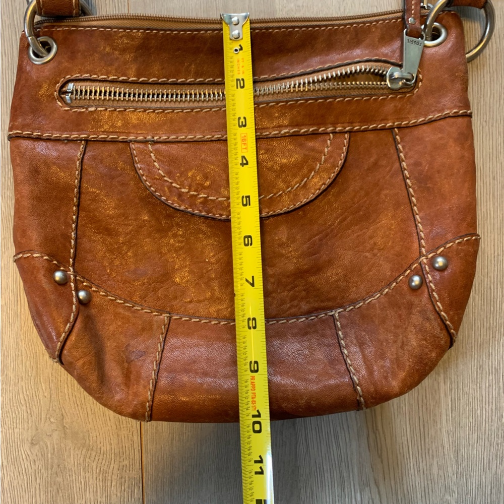 Fossil Brown Leather Long Strap Cross Body Bag Travel Adjustable Silver Tone Zip - Picture 3 of 16